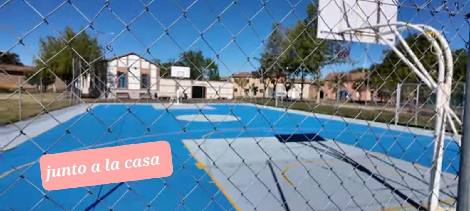 Casa Miguel Y Sally Villanueva de Las Manzanas Buitenkant foto